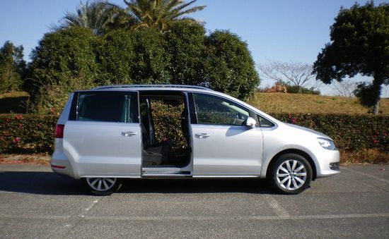 シャランのスライドドアが途中で止まる原因は?故障なの? 新型